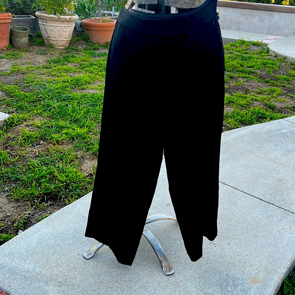 🚫Dkny black wide leg cropped pants flat front with pockets sz 4 in EUC!